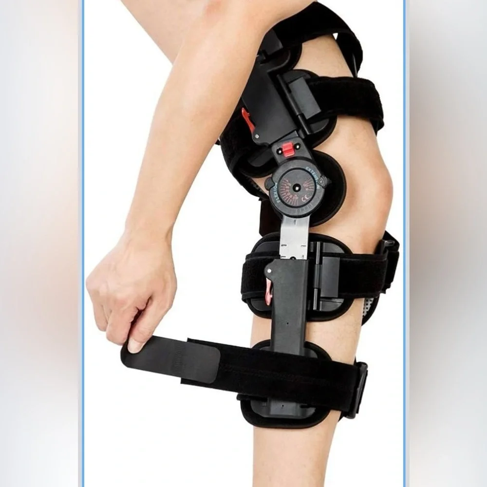 Adjustable Black Hinged Knee Brace with ROM Dial Support